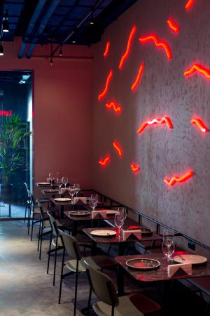 lure_oyster_bar_3