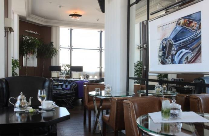 bar_mercedes_photo1